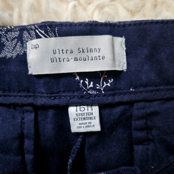 GAP Classic Ultra Skinny Stretch Floral Cropped Pants - Picture 6 of 7